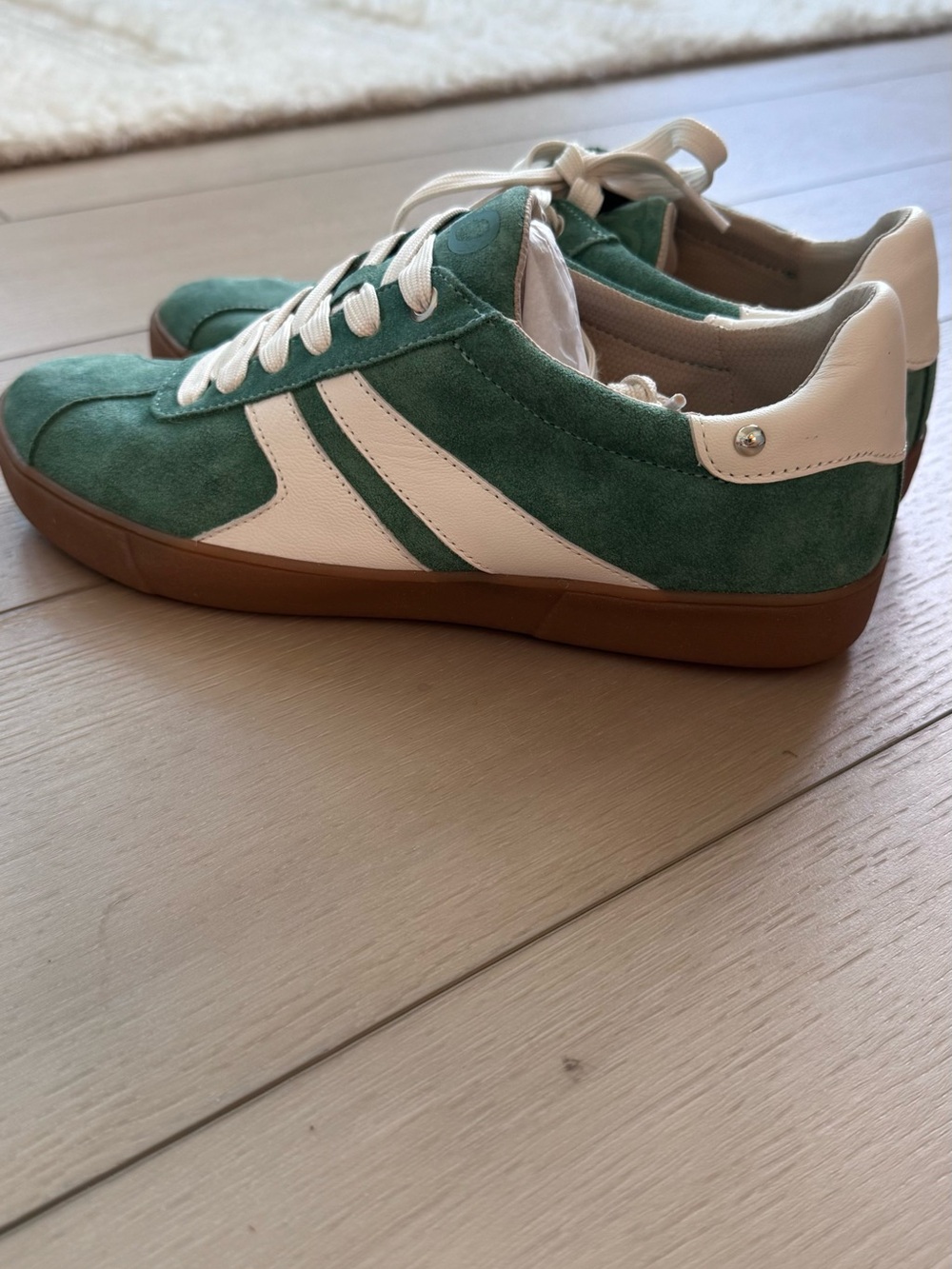 Naturalizer Medina lace up sneakers women’s size 9